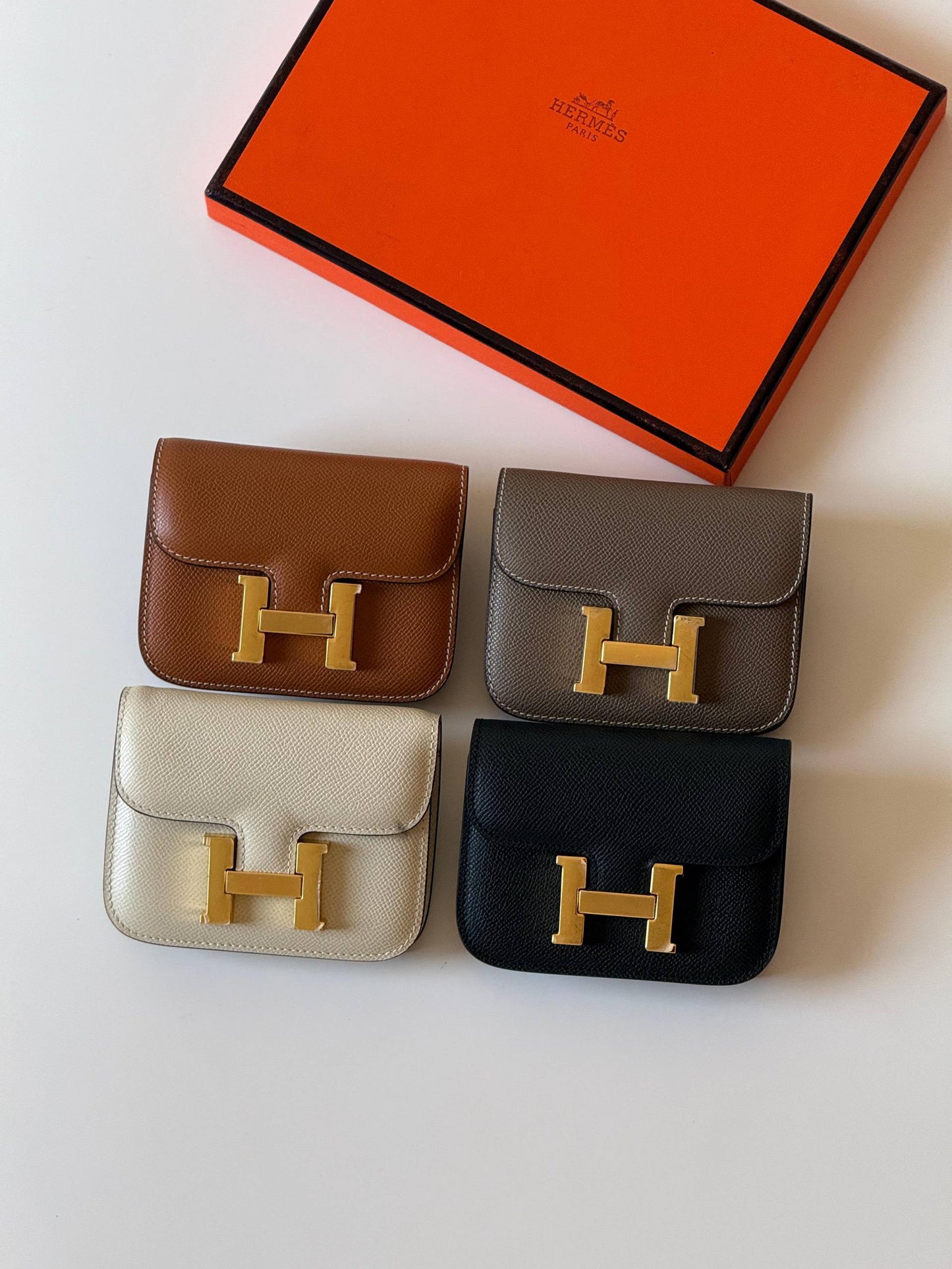 Hermes
belt bag 14cm💥Master quality ✅with box📦 
🎁🎁🎁
380 dhs🌺

Zain52
♥️♥️♥️