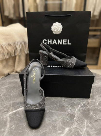 Chanel Lady heel

120 dhs🇦🇪🇦🇪🇦🇪

Size: 36-41 🥰
Withbox & Paper Bag

Zain40
♥️♥️♥️