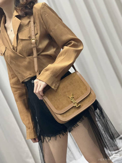 YSL Master
270 dhs🪙🪙

Zain10
♥️♥️♥️