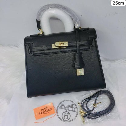Hermes Kelly
First quality + box

Size : 25 * 20  cm
 with box 🎁

95 dhs🇦🇪🇦🇪

Zain115
♥️♥️♥️