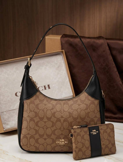 COACH TOTE BAG 🆕
GOOD QUALITY 💫
110 dhs💓
WITH BOX 📦

Zain28
♥️♥️♥️