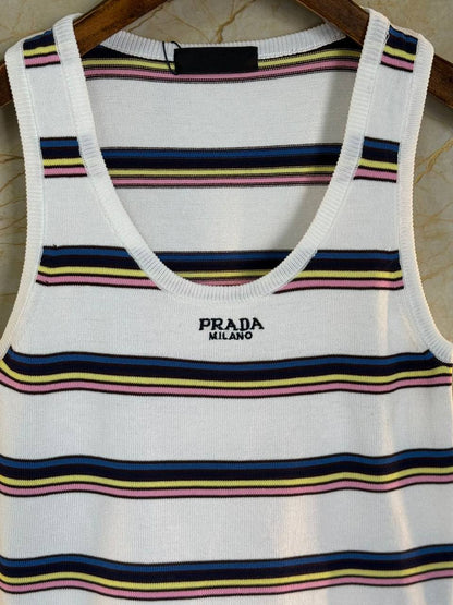 PRADA
Women’s Top
Master Quality 
SML
230 dhs🇦🇪

Zain276
♥️♥️♥️