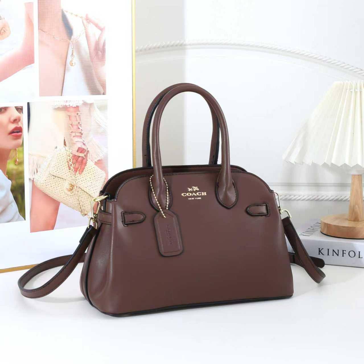 COACH 
GOOD QUALITY 
110 dhs🇦🇪🇦🇪

Zain295
♥️♥️♥️