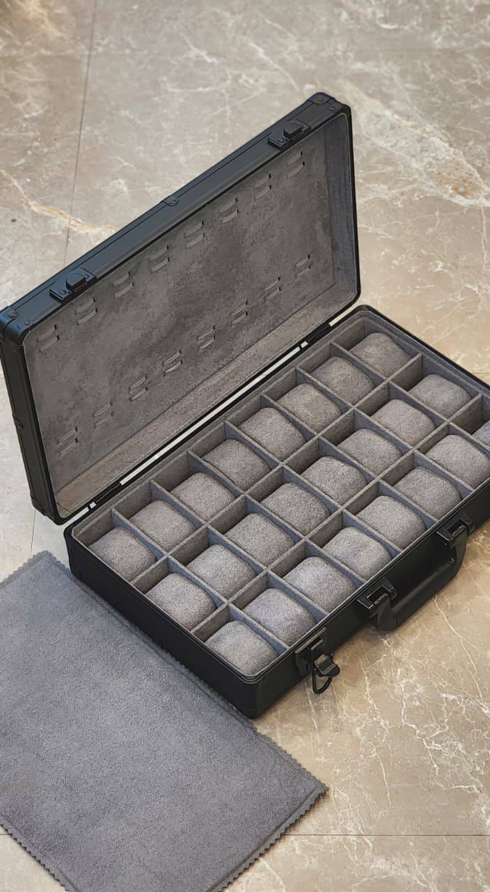 Watches  Box
good quality 
280 dhs🪙💕

Zain59
♥️♥️♥️