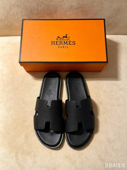 Hermes
90 dhs🇦🇪🇦🇪
sizes 40-45

Zain161
♥️♥️♥️