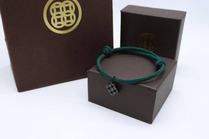 Bracelet 
55 dhs💓
+Box and paper bag🎁

Zain33
♥️♥️♥️