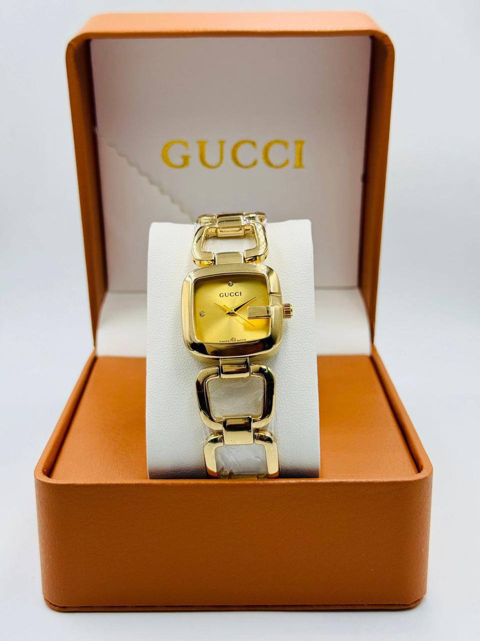 Gucci Ladies 
55 dhs✅

Zain08
♥️♥️♥️