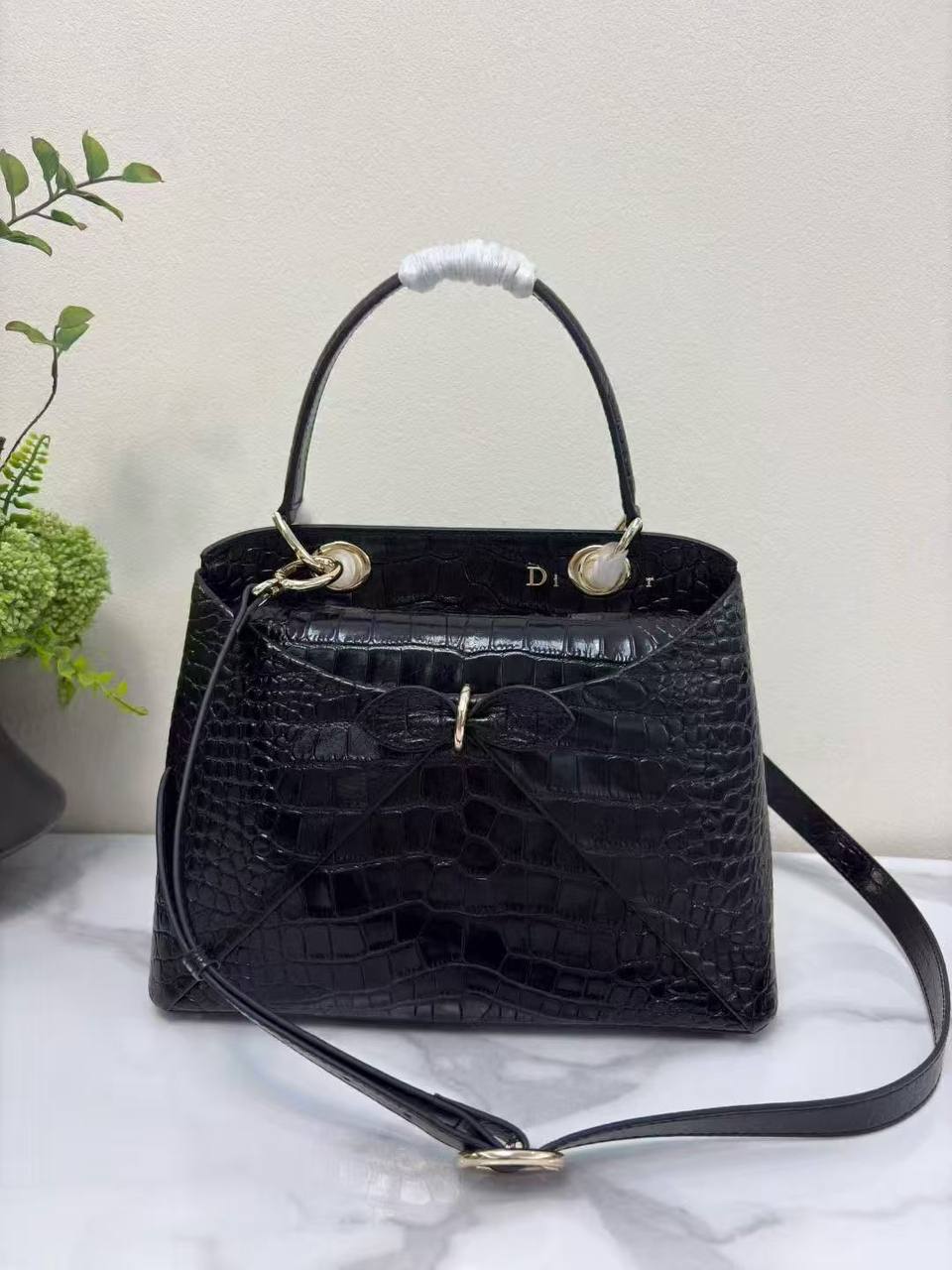 Dior 
Master
380 dhs🪙🌨️
#28cm🩷🙋‍♂️

Zain228
♥️♥️♥️