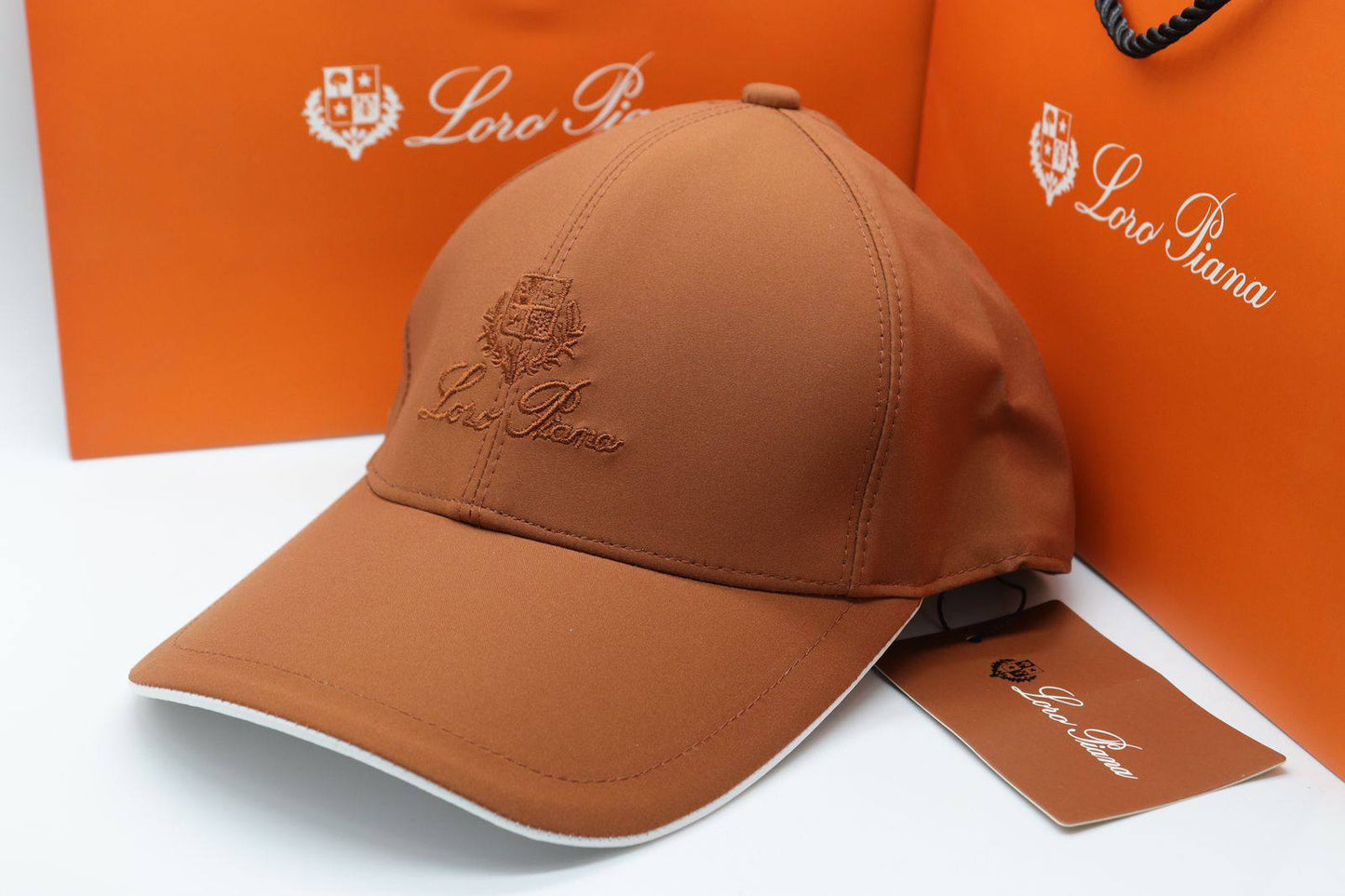Cap 
Loro Piana 
Master Quality 
100 dhs🇦🇪🇦🇪

Zain33
♥️♥️♥️