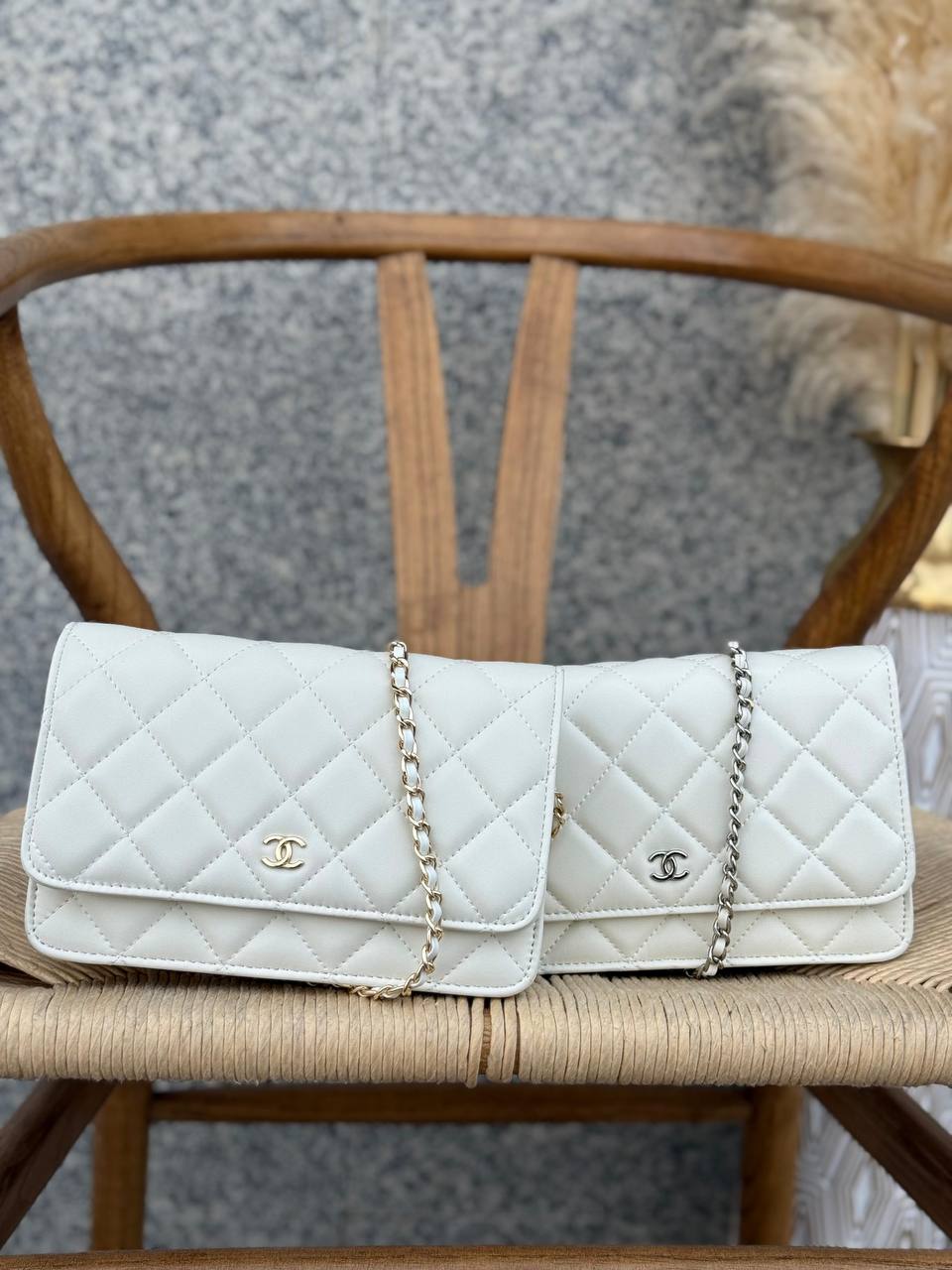 CHANEL
19cm
290 dhs✅
Top quality
With box🎁

Zain167
♥️♥️♥️