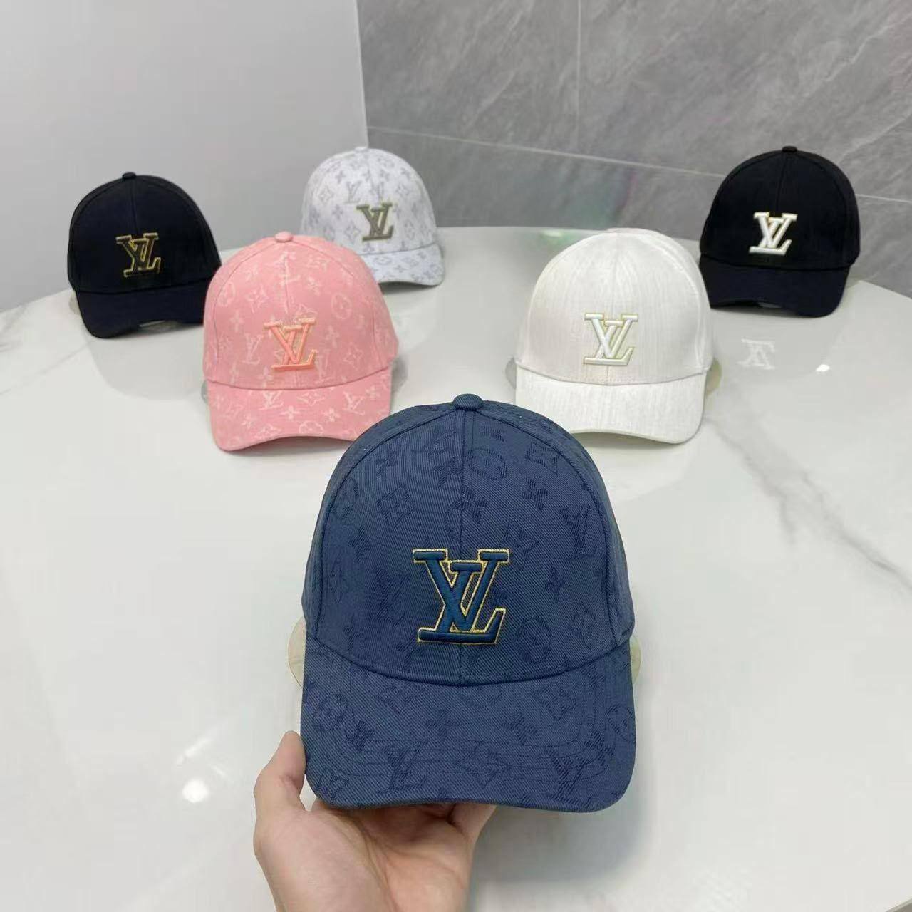 Caps
45 dhs✅

Zain93
♥️♥️♥️