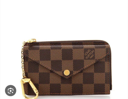 LV

AVAILABLE 

WALLAT 

WITH BOX 🎁 

50 dhs🇦🇪🇦🇪🇦🇪

Zain169
♥️♥️♥️