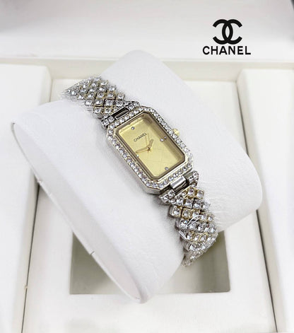 Chanel
*Ladies*
55 dhs💓

Zain29
♥️♥️♥️