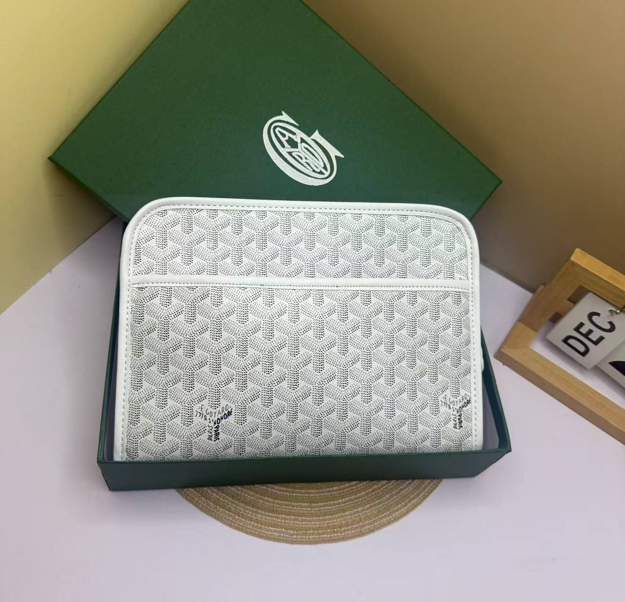 Goyard

85 dhs🪙🌨️ 


Withbox
🎁🎁🎁

Zain143
♥️♥️♥️