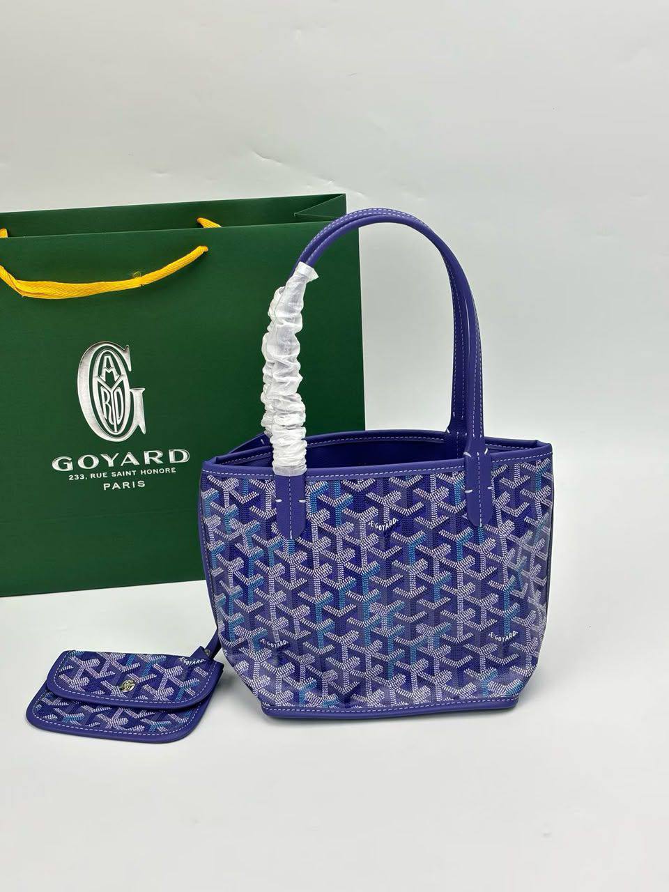 Goyard
Master🌺🌺
230 dhs💓

Zain153
♥️♥️♥️
