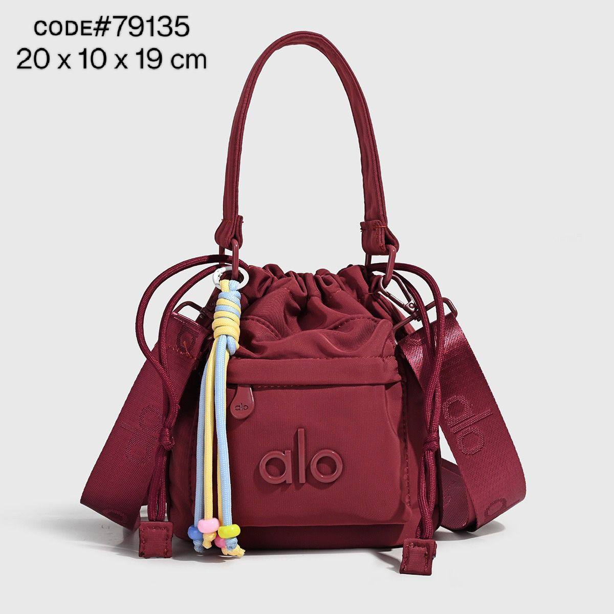 Alo Bucket Bag
ʜᴀɴᴅʟᴇ ᴄʀᴏssʙᴏᴅʏ
ɪɴ ᴅʀᴀᴡsᴛʀɪɴɢ ʟᴏᴄᴋ
ғᴀʙʀɪᴄ ᴍᴀᴛᴇʀɪᴀʟ
ᴡɪᴛʜ ᴛʀɪᴍ ʟᴏɴɢ sᴛʀᴀᴘ
ʟᴀʀɢᴇ sɪᴢᴇ : 20 cm

75 dhs✅

Zain31
♥️♥️♥️