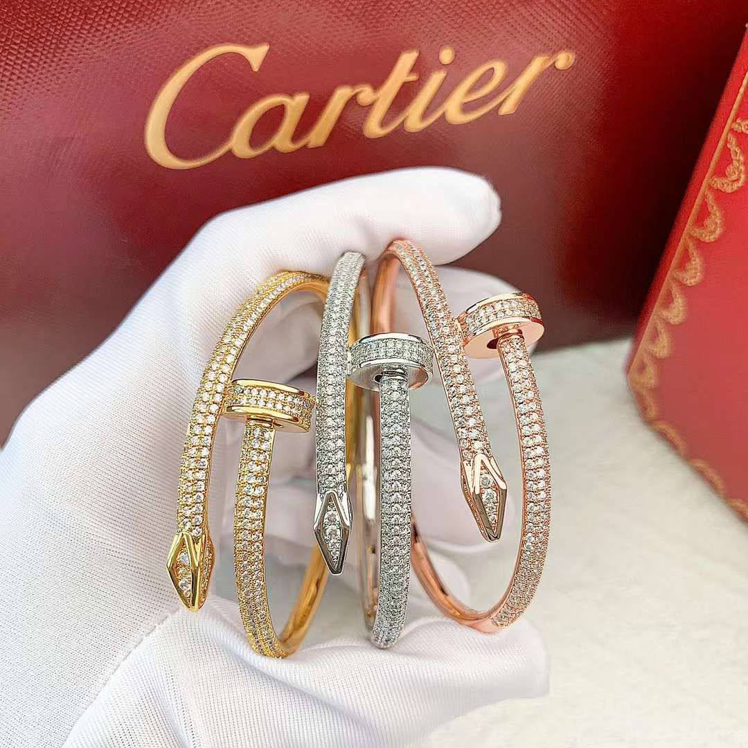 Cartier Set
140 dhs🪙💕 
Bangle
105 dhs🪙💕
 Ring 
60 dhs🪙💕

Zain89
♥️♥️♥️