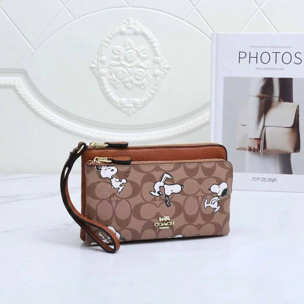 Coach
Small hand bag
50 dhs✅

Zain136
♥️♥️♥️
