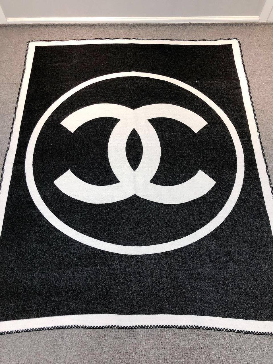 New collection 
Master 
Throw blanket in Merinos wool and cashmere (90%
rinos wool, 10% cashmere)
Size 135*170
👉🏽Blanket 
140 dhs🪙🌨️
👉🏽Pillows with feeling
70 dhs🪙🌨️

Zain99
♥️♥️♥️