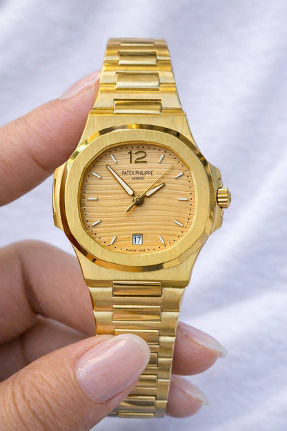 Patek Philippe 
watch for ladies good quality 
260 dhs❣️

Zain59
♥️♥️♥️