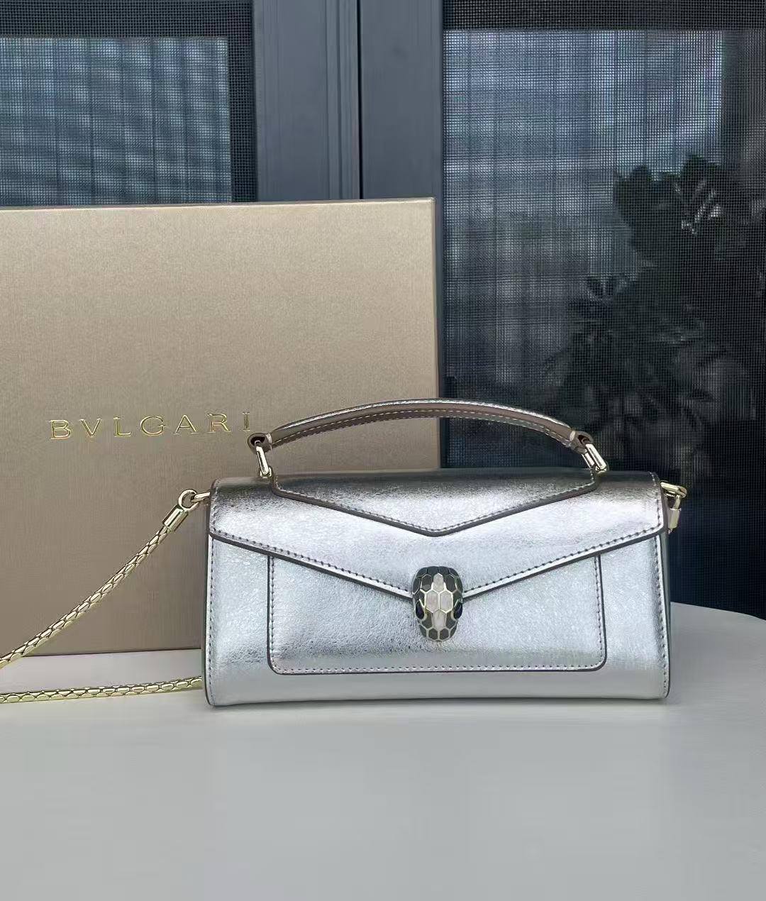 Bvlgari New Master Bag
360 dhs🪙🌨️

Zain153
♥️♥️♥️