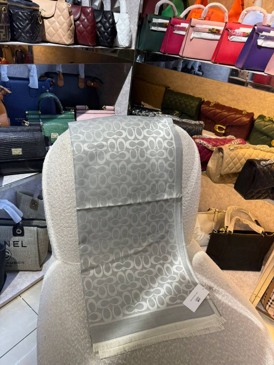 New
Cotton scarf 
45 dhs🪙🌨️

Zain93
♥️♥️♥️