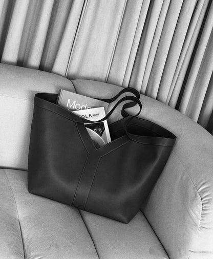 💞 YSL Tote 2 in 1
1⃣️ First quality
Size: 47 * 18 * 30 cm
110 dhs❣️

Zain115
♥️♥️♥️