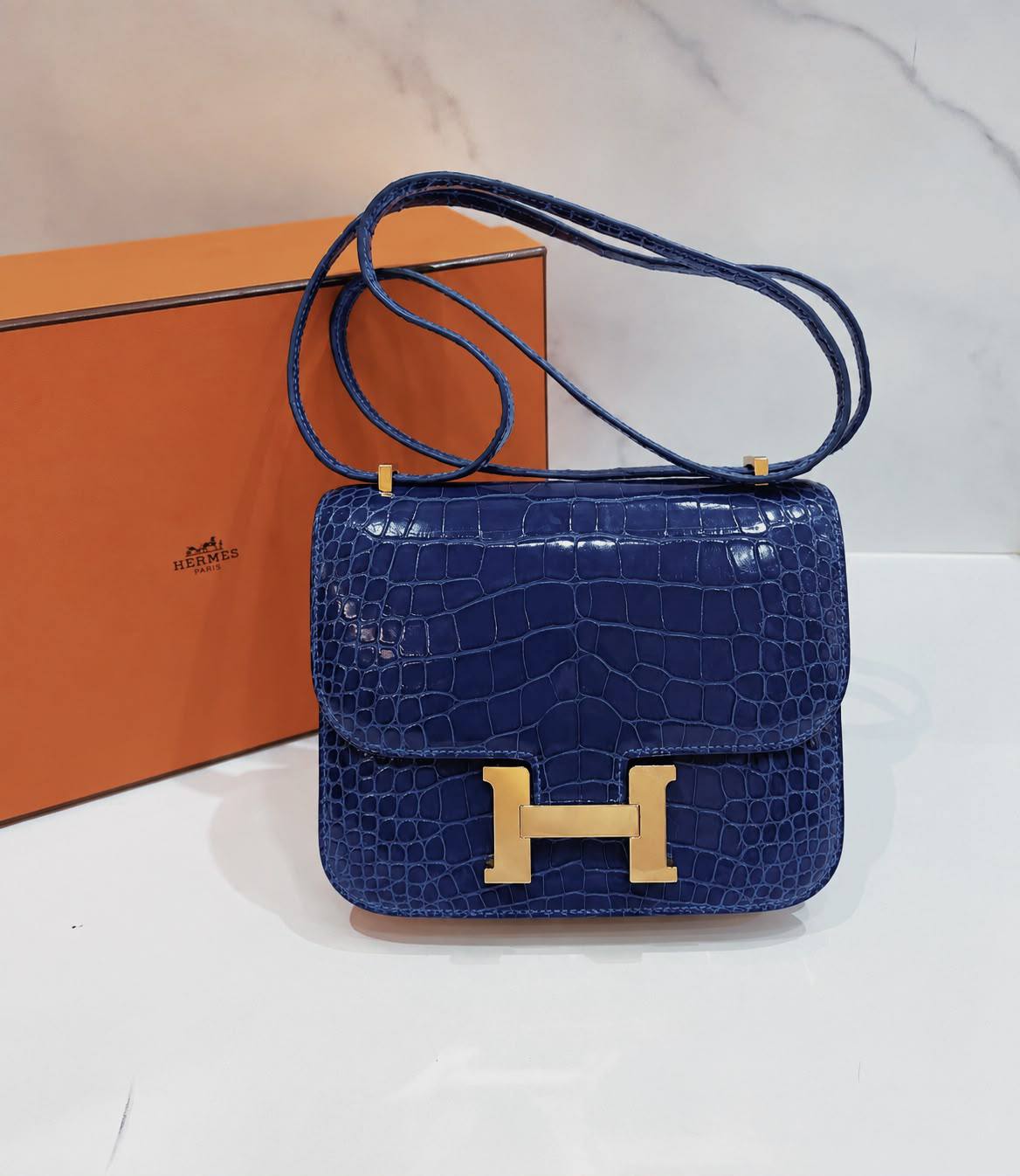 HERMES 

NEW CAME 
GOOD QUALITY 

WITH BOX 
110 dhs🇦🇪🇦🇪

Zain295
Zain39
♥️♥️♥️