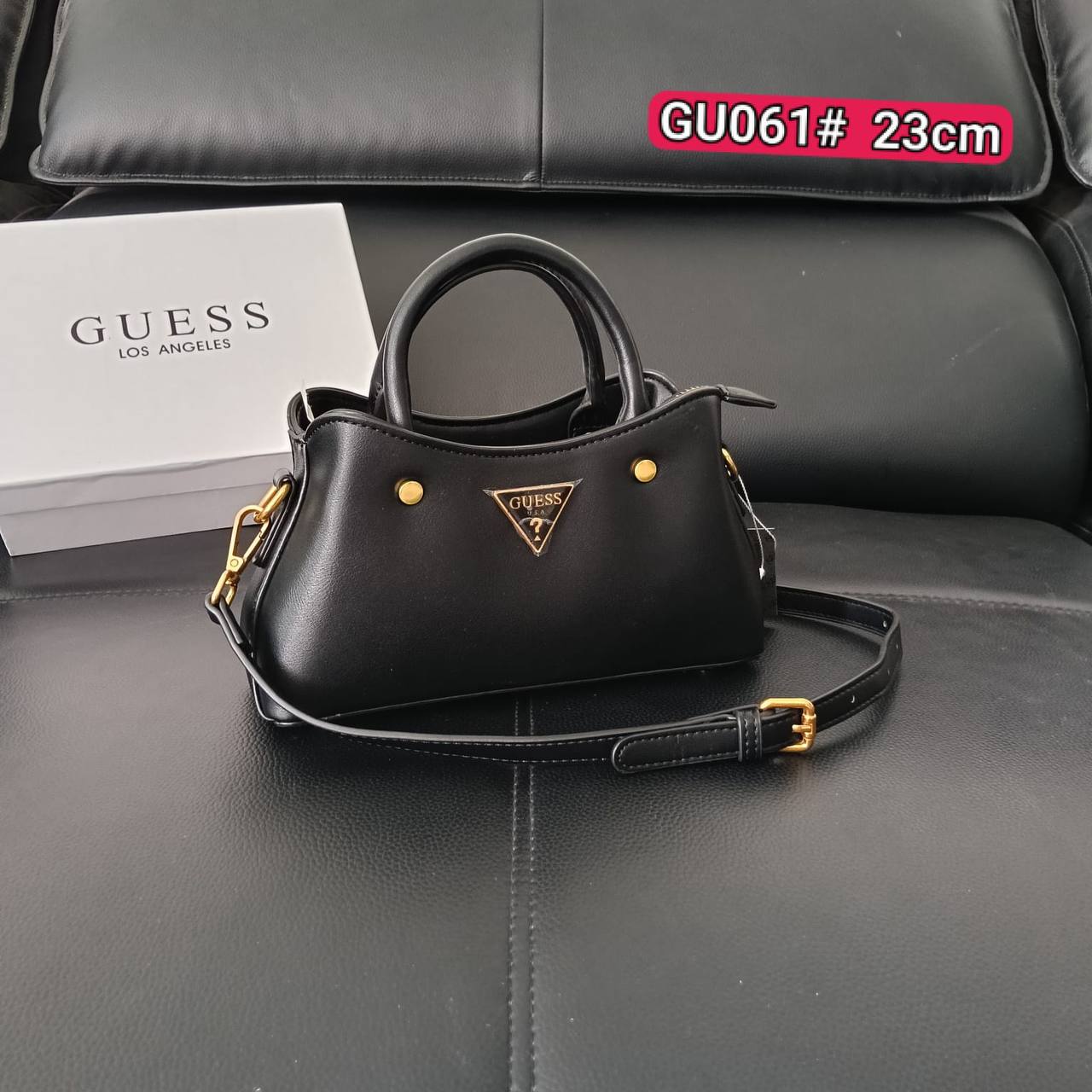 Guess

with box
100 dhs🇦🇪🇦🇪🇦🇪

size 23cm
Zain26
♥️♥️♥️