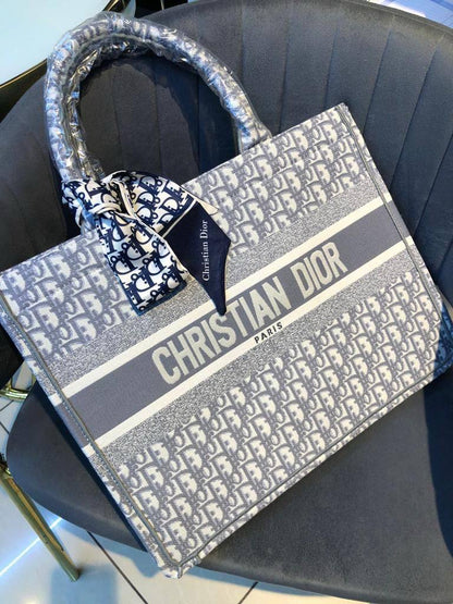 DIOR 
95 dhs🌺
Ambordary

Zain90
♥️♥️♥️