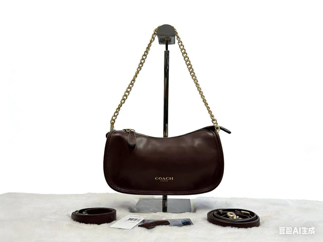 Coach Waverly Shoulder Bag
Size:23cm 
With box 📦 
95 dhs💓

Zain56
♥️♥️♥️