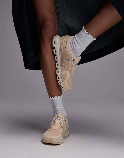 On Cloud 6 Blonde Dew，
Size 36-45 ，
230 dhs✅

Zain18
♥️♥️♥️
