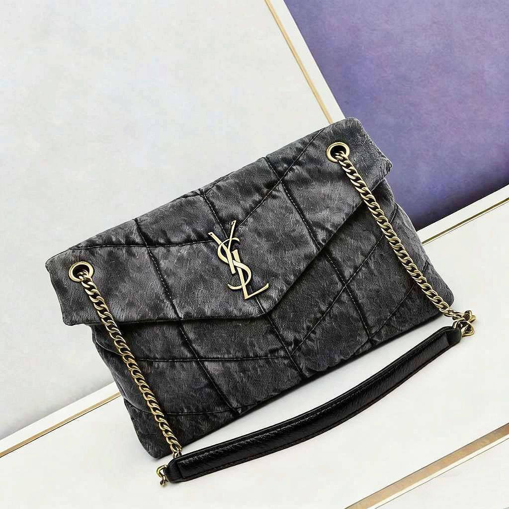 YSL 
190 dhs👑
High Quality

Zain279
♥️♥️♥️