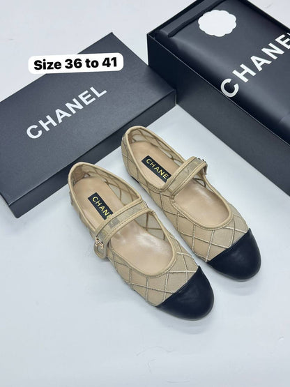 Chanel
Size 36-41
105 dhs🪙💕

Zain21
♥️♥️♥️