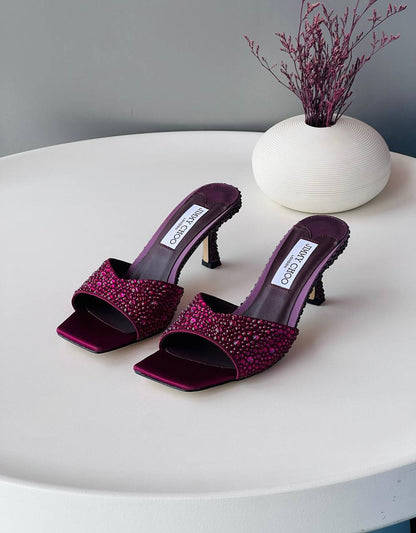 JIMMY CHOO 🩷💜
Size 36_41
Super high quality
450 dhs✅

Zain176
♥️♥️♥️