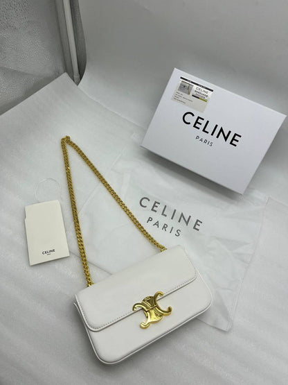 Celine
Best quality
With box’s
🎁🎁🎁

105 dhs👑
size 21cm

Zain158
♥️♥️♥️
