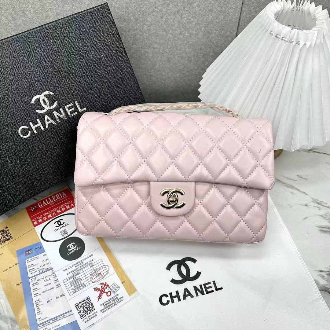 Chanel
70 dhs✅

Zain232
♥️♥️♥️