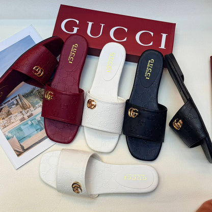 Gucci
Size 36 to 41
75 dhs✅

Zain236
♥️♥️♥️