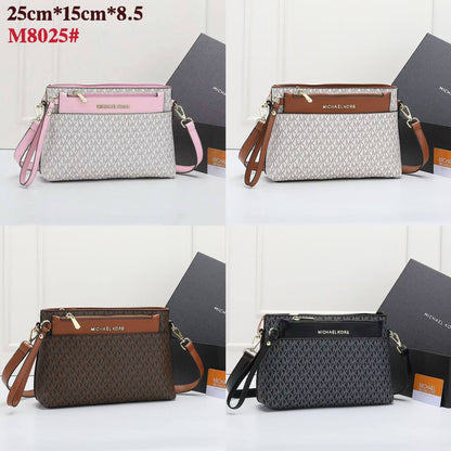 MK 
NEW CAME GOOD QUALITY 
80 dhs✅
SIZE: 25cm

Zain39
♥️♥️♥️