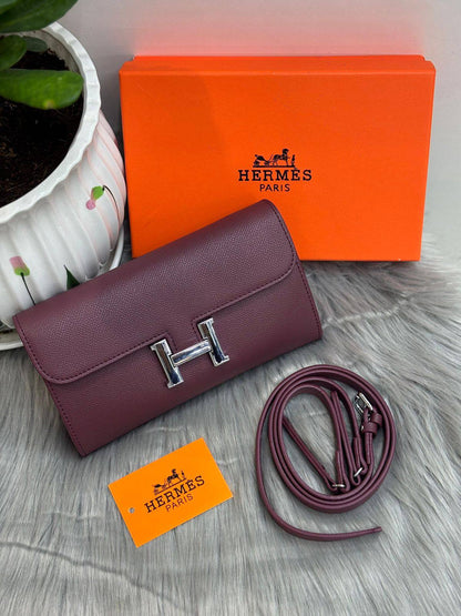 Hermes

with box
🎁🎁🎁

85 dhs❣️

Zain244
♥️♥️♥️