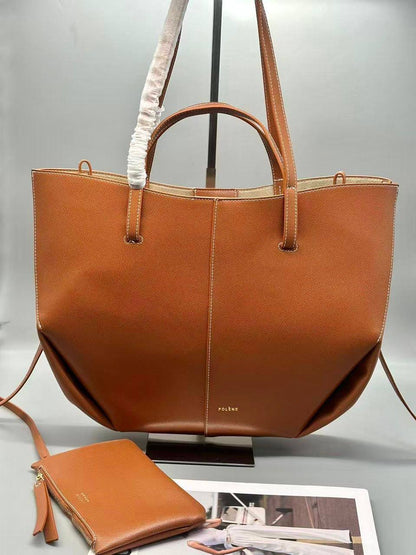 POLENE 

COPY ONE
180 dhs✅
SIZE: 43cm

Zain39
♥️♥️♥️