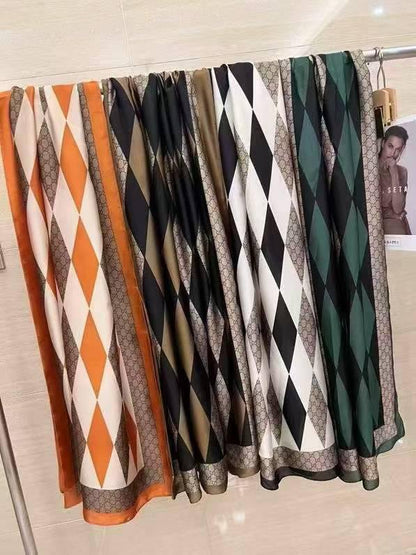 Silk scarf 
40 dhs✅

Zain93
♥️♥️♥️