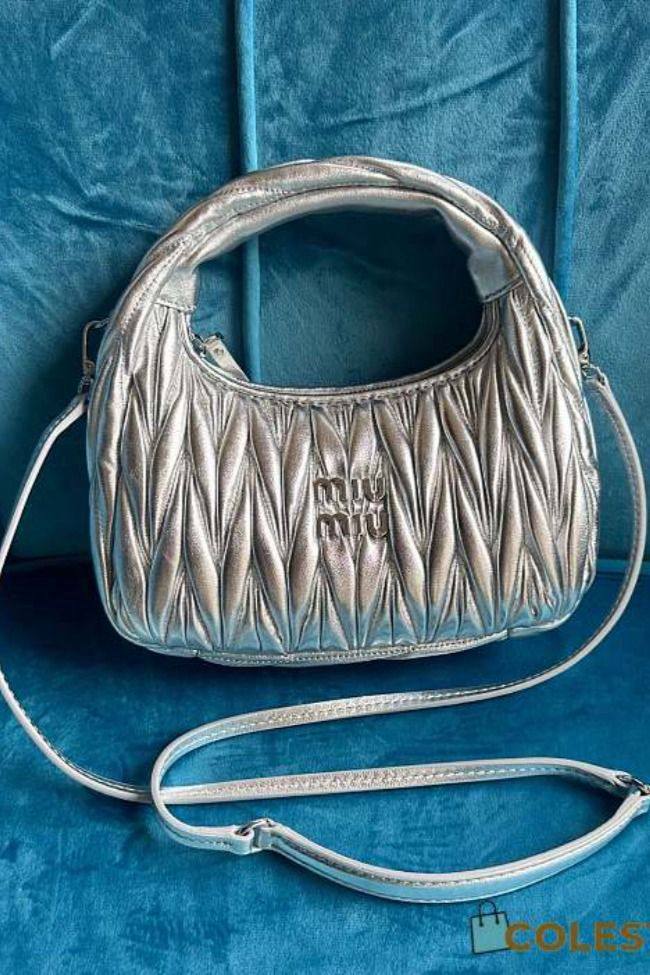 miumiu model, 
good quality, 

comes with box,  
🎁🎁🎁

size...23 * 11 cm 
95 dhs❣️

Zain12
♥️♥️♥️