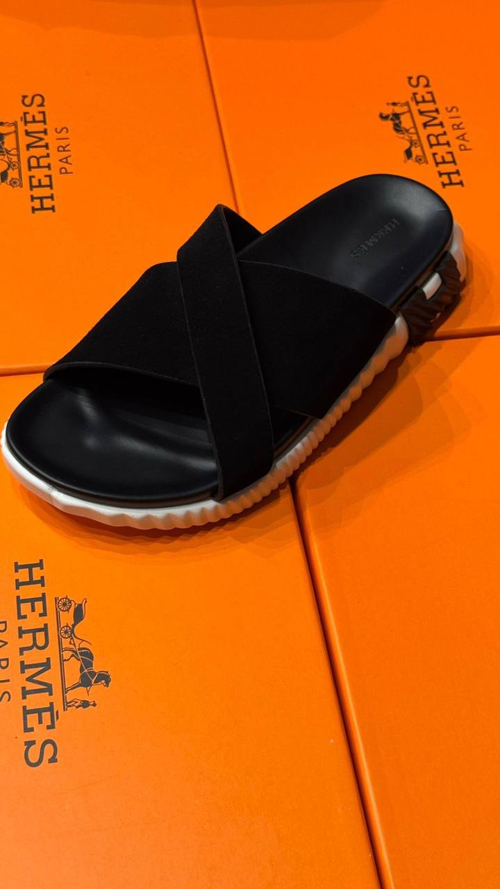 Hermes
Size 40-45⚡️
120 dhs🇦🇪

Zain183
♥️♥️♥️