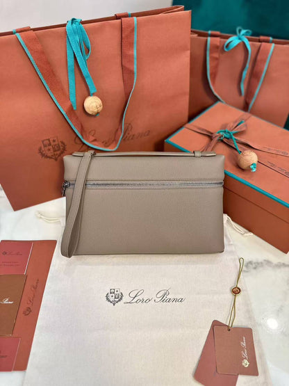 Loro Piana
*PREMIUM QUALITY AAAA*
For Price 👇 WhatsApp✅
0568585901 
0507557372
0552275751 Owner Zain 👌

Zain339
♥️♥️♥️