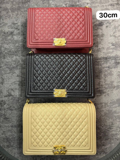 Chanel Master
380 dhs🪙💚
#30cm
#Caviar leather ….

Zain228
♥️♥️♥️