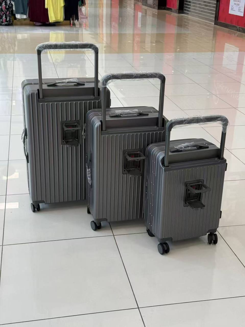 Travel Bags
570 dhs🇦🇪🇦🇪

Zain200
♥️♥️♥️