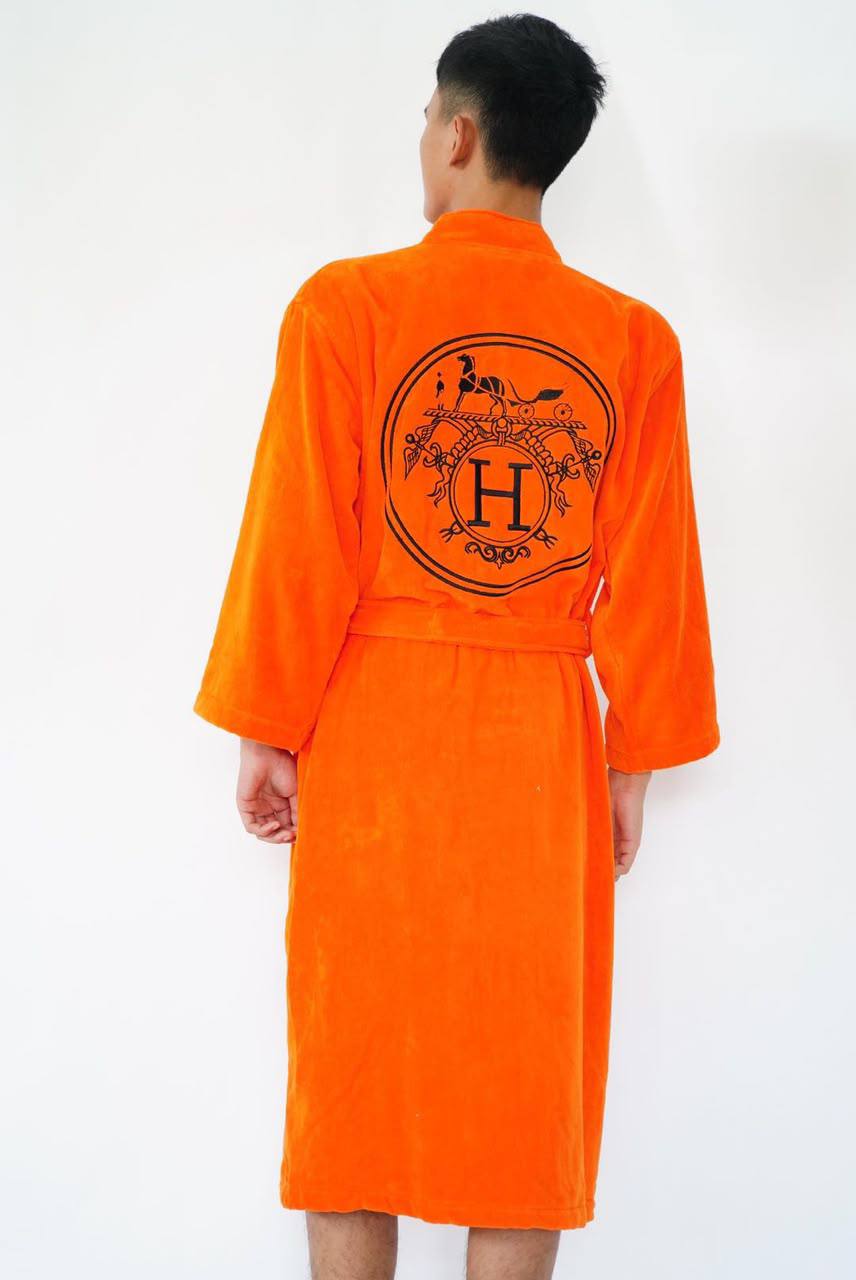 *New collections*                                                
HERMES BATHROBE
*Super Master quality*
*Sizes:FREE SIZE*

550 dhs🇦🇪🇦🇪

Zain308
♥️♥️♥️