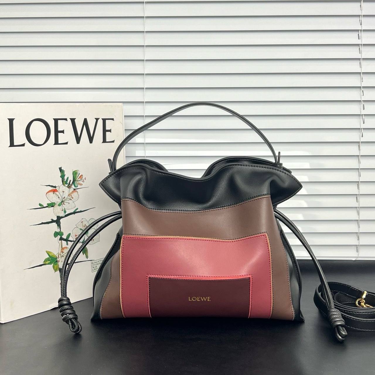 Loewe 
Master
320 dhs🪙🌨️

Zain228
♥️♥️♥️