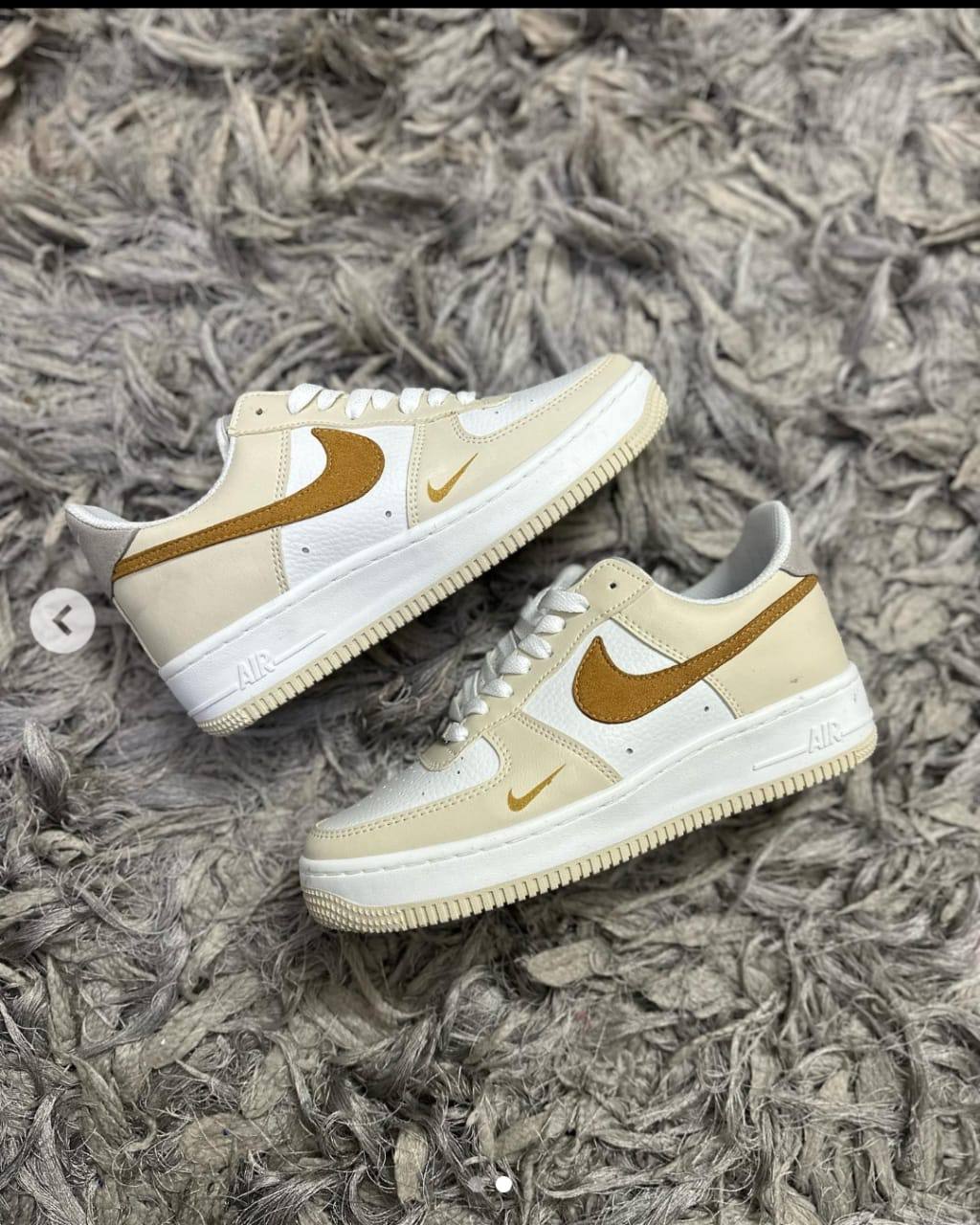 Nike 
95 dhs🪙💕
Size 40 to 45

Zain27
♥️♥️♥️